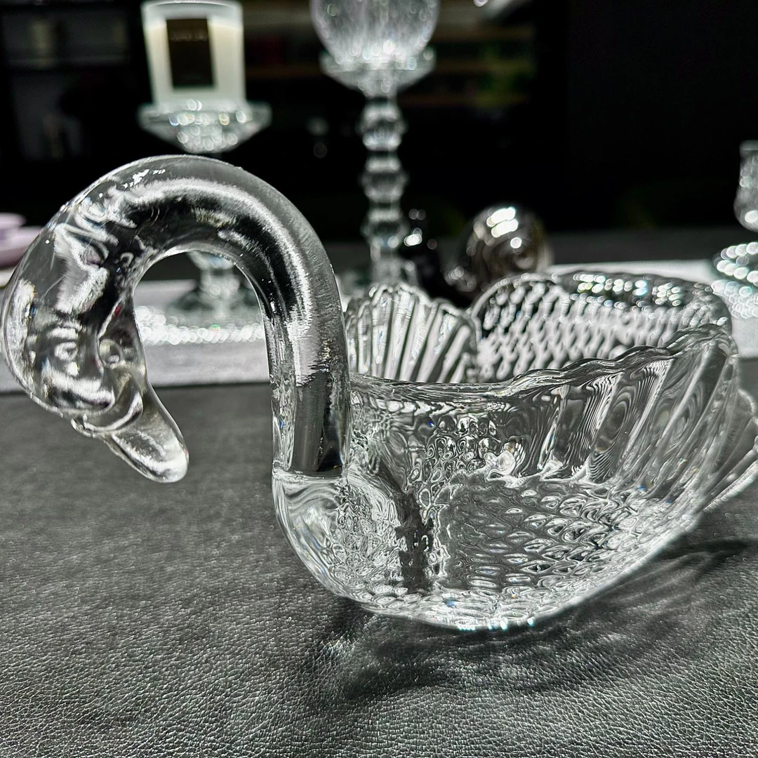 轻奢高档天鹅水晶玻璃水果零食家用客厅果盘全长25CM宽13CM