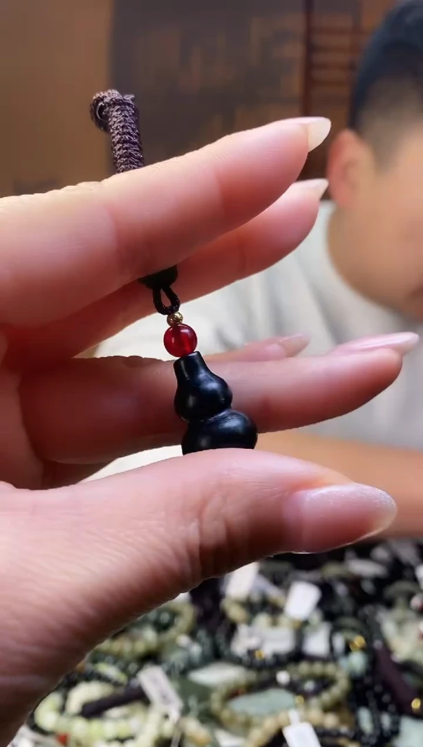 【闪购商品】和田玉颈饰未镶嵌多样性发货，拍一发一