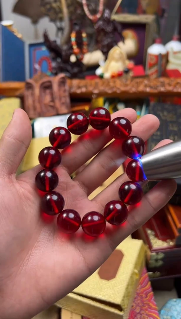 【闪购商品】血珀裸石未镶嵌----------------