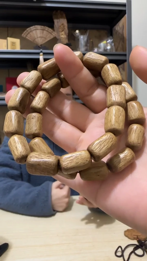 【闪购商品】沉香手串莱特岛野料手串多样性发一条