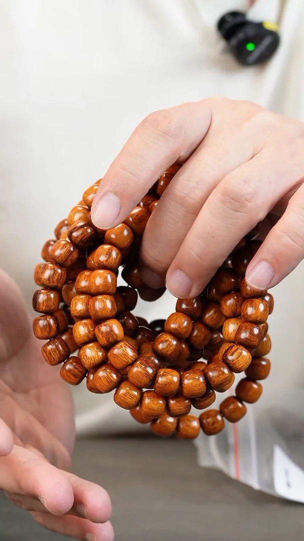 贡木吊坠534048-贡木10x11黄年糕