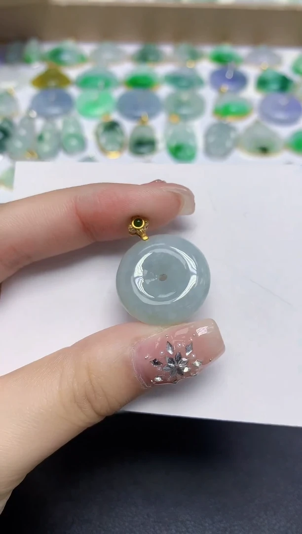 颈饰未镶嵌翡翠天然缅甸翡翠A货翡翠百元以上9元证书费自理