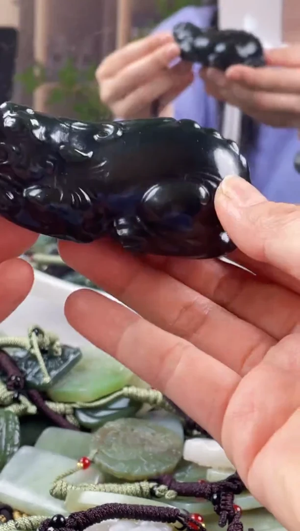 颈饰未镶嵌和田玉拍一发一