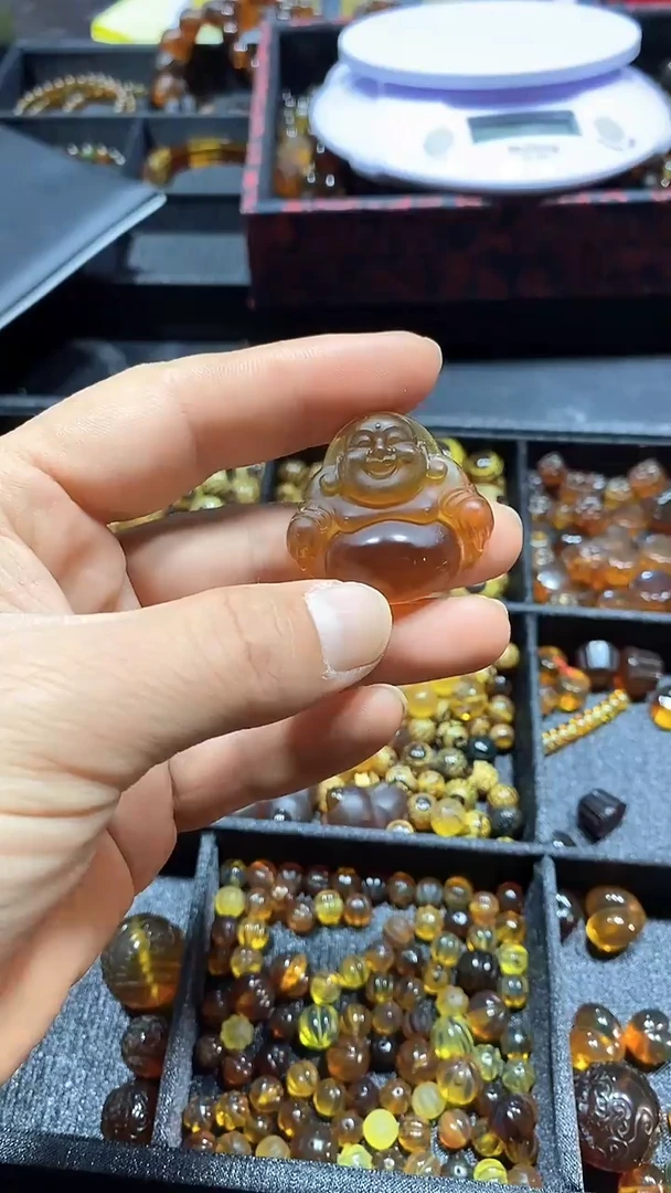 琥珀颈饰未镶嵌天然缅甸琥珀佛公