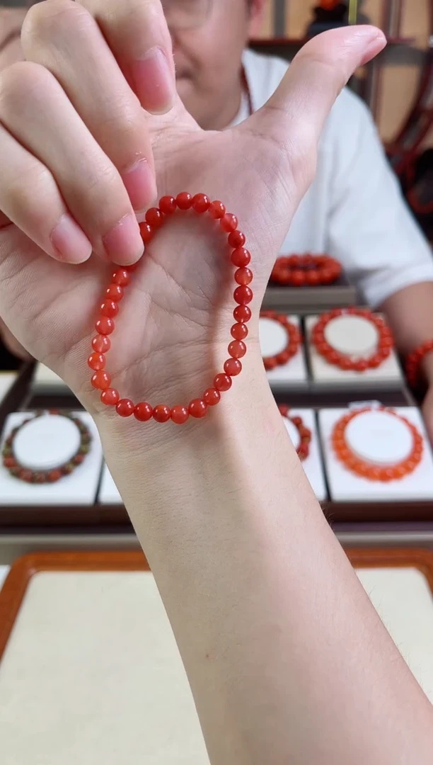南红玛瑙瓦西手串5+未镶嵌一个/条
