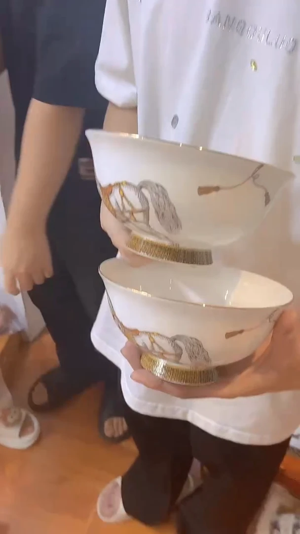 杯鸿辉家品牌瓷器，京东包邮！