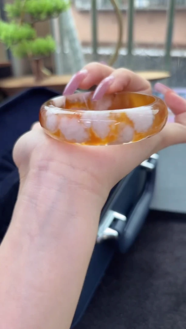 未镶嵌手镯石英质玉C1394(58圈)