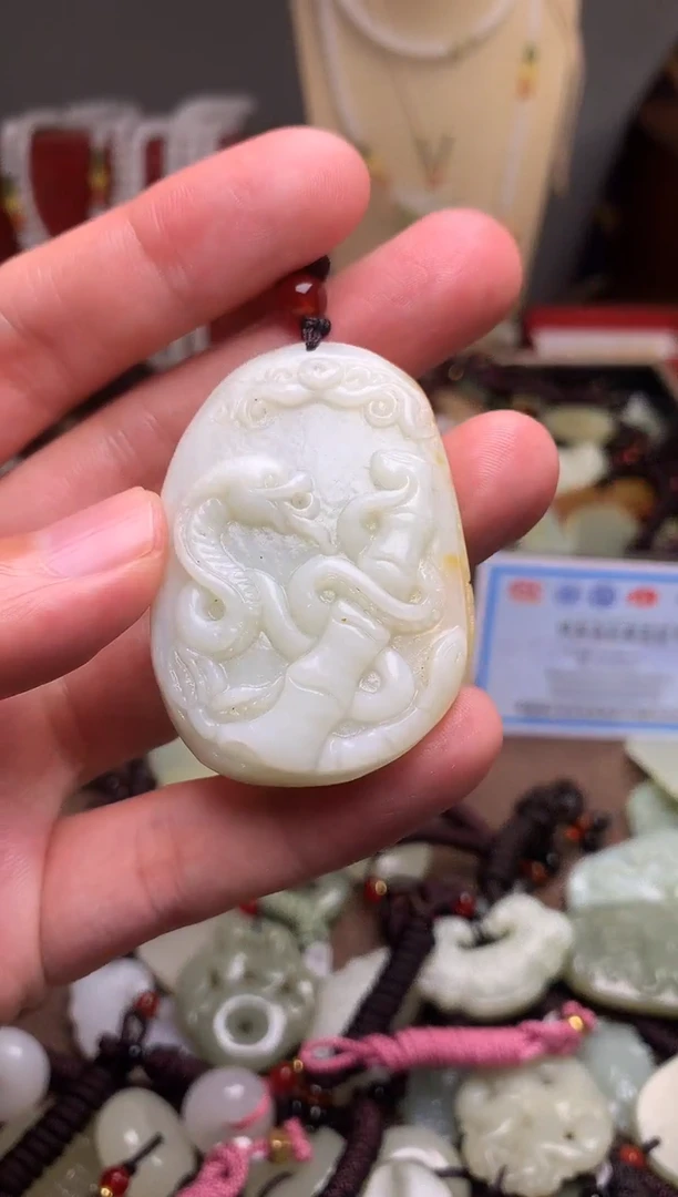 颈饰未镶嵌和田玉新疆料青海料清水和田玉吊坠