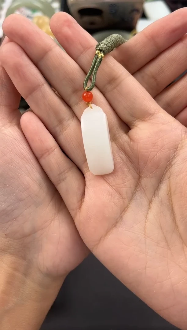未镶嵌手串和田玉且末天泰白玉吊坠微色差