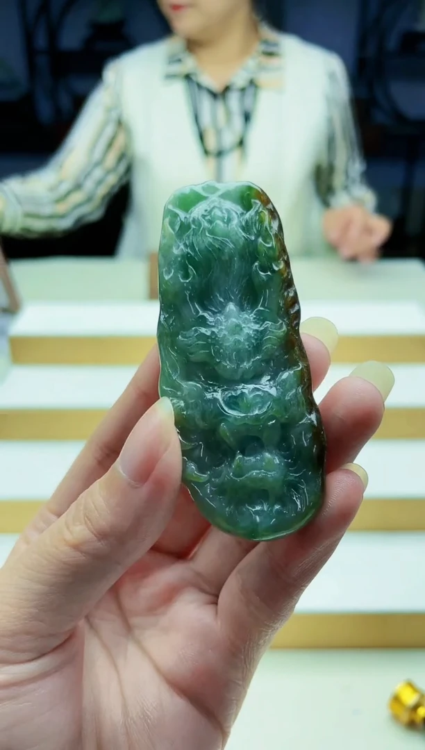 未镶嵌定制翡翠毛货08240302