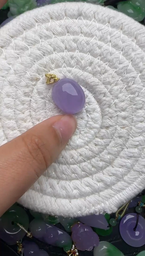 颈饰未镶嵌翡翠缅甸翡翠吊坠