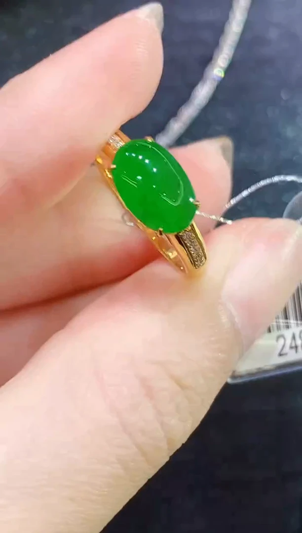 18K金镶嵌戒指翡翠JZ多样性发其一