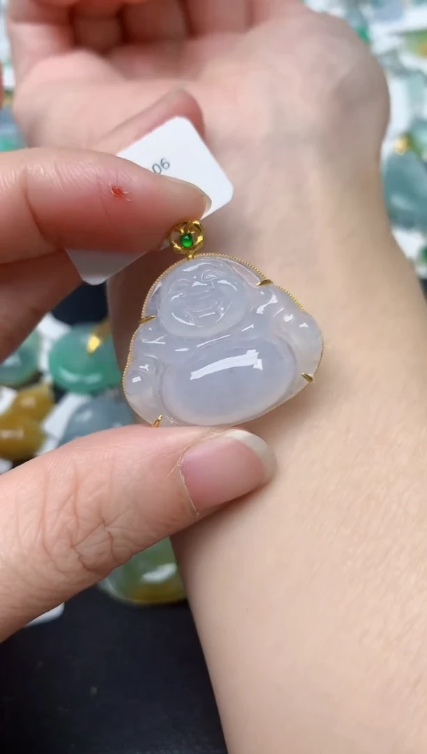 颈饰18K金镶嵌翡翠天然缅甸A货翡翠