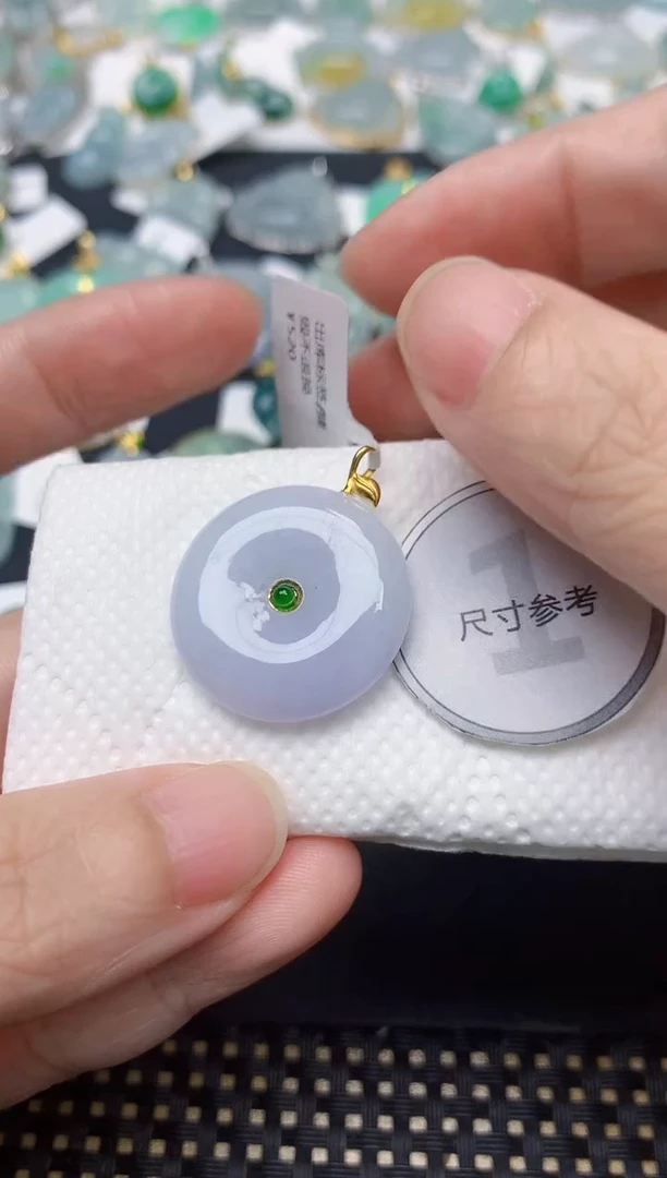 颈饰18K金镶嵌翡翠天然缅甸A货翡翠