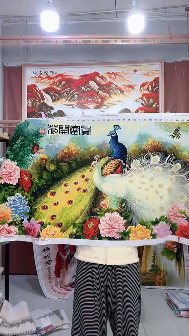 棉花开富贵  白玉孔雀