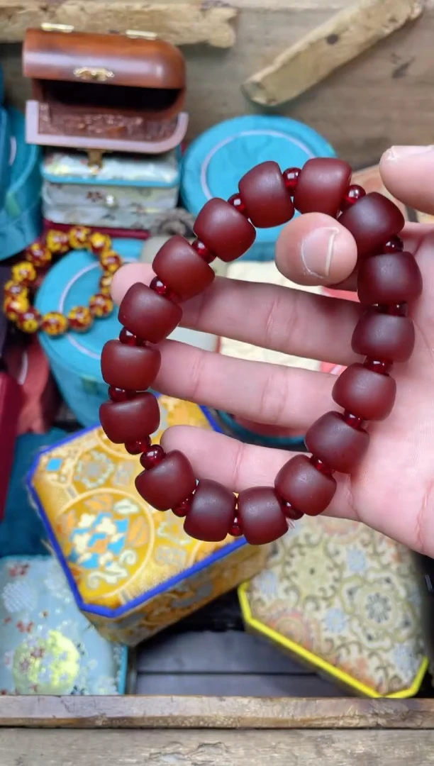 【闪购商品】血珀手链未镶嵌点击链接下单即可