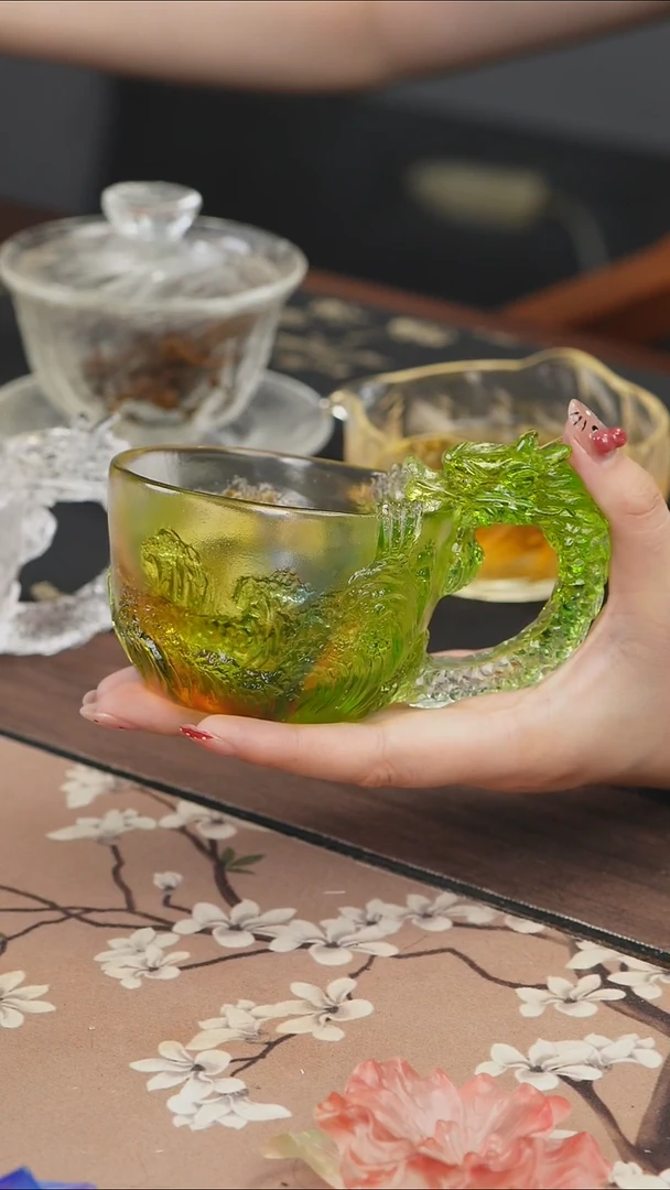 手工艺品琉璃绿色龙杯