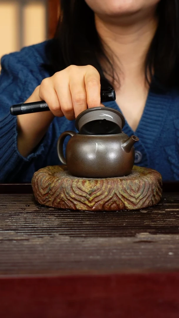 宜兴原矿紫砂壶茶壶宜兴原矿紫砂壶茶壶150C