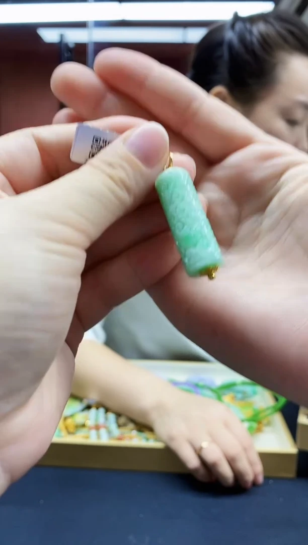 颈饰未镶嵌翡翠翡翠吊坠