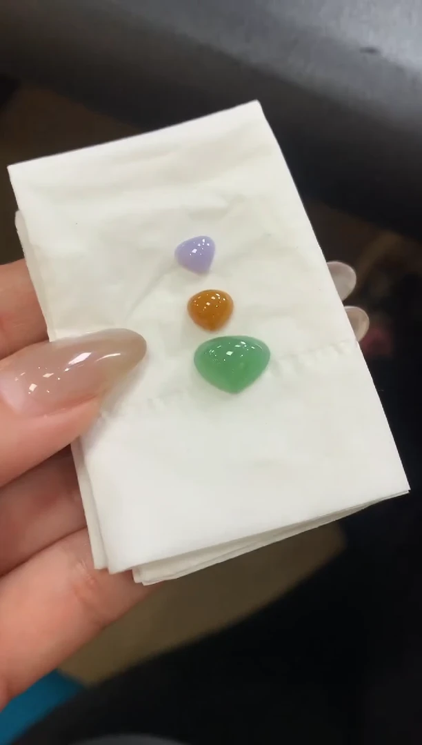 未镶嵌定制翡翠翡翠