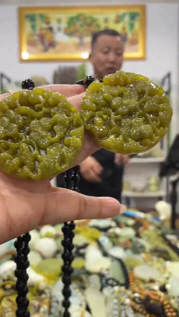 【闪购商品】岫玉吊坠未镶嵌多样性发货其中发一件