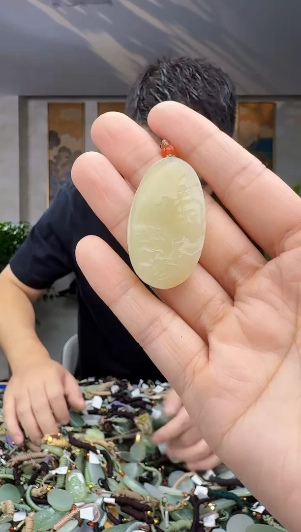 未镶嵌和田玉挂件拍一发一