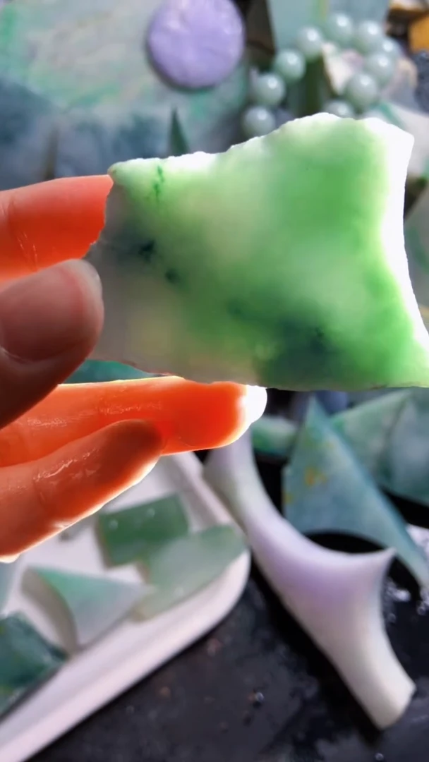 颈饰未镶嵌翡翠新店开业大优惠123