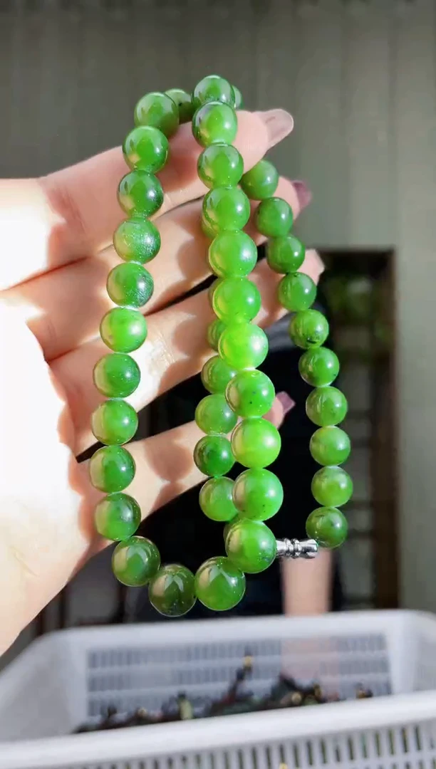 【闪购商品】和田玉挂件未镶嵌拍一发一，多样性发货