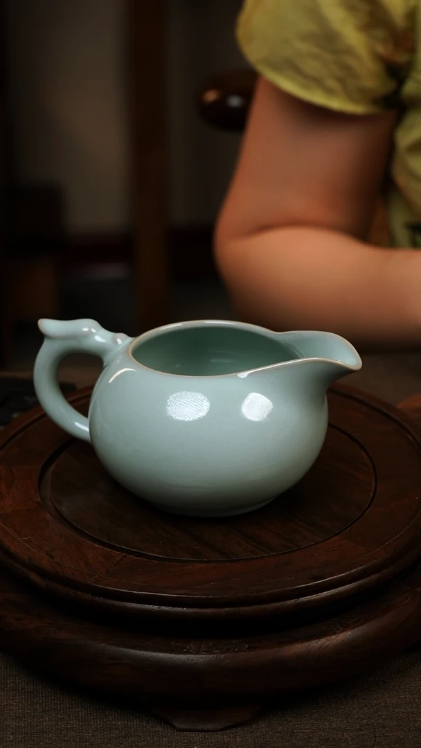 瓷片017汝瓷天青色龙把公道200ml