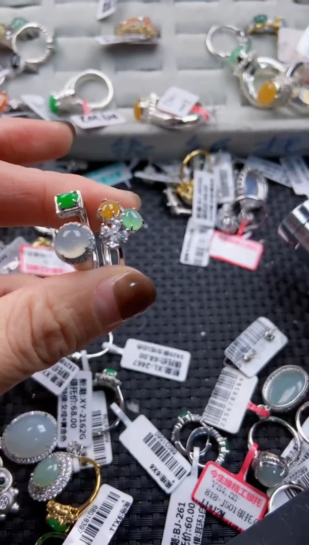 翡翠戒指银S925镶嵌101010----7