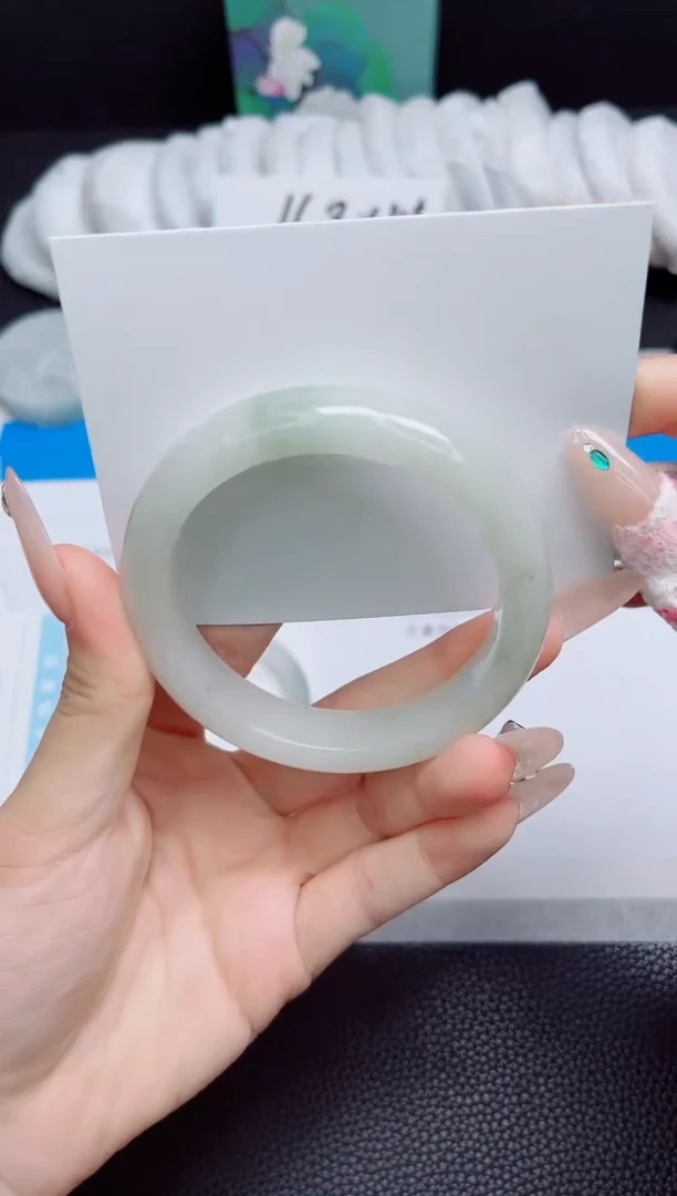 石英质玉手镯未镶嵌29-56