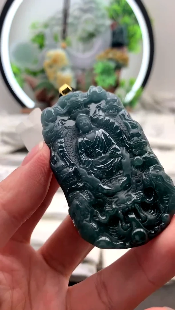 【闪购商品】翡翠颈饰未镶嵌大日如来