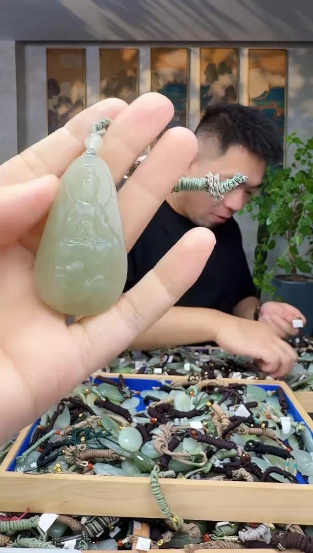 未镶嵌和田玉挂件拍一发一