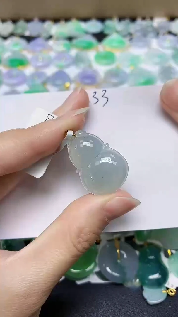 翡翠18K金镶嵌颈饰 天然缅甸翡翠A货