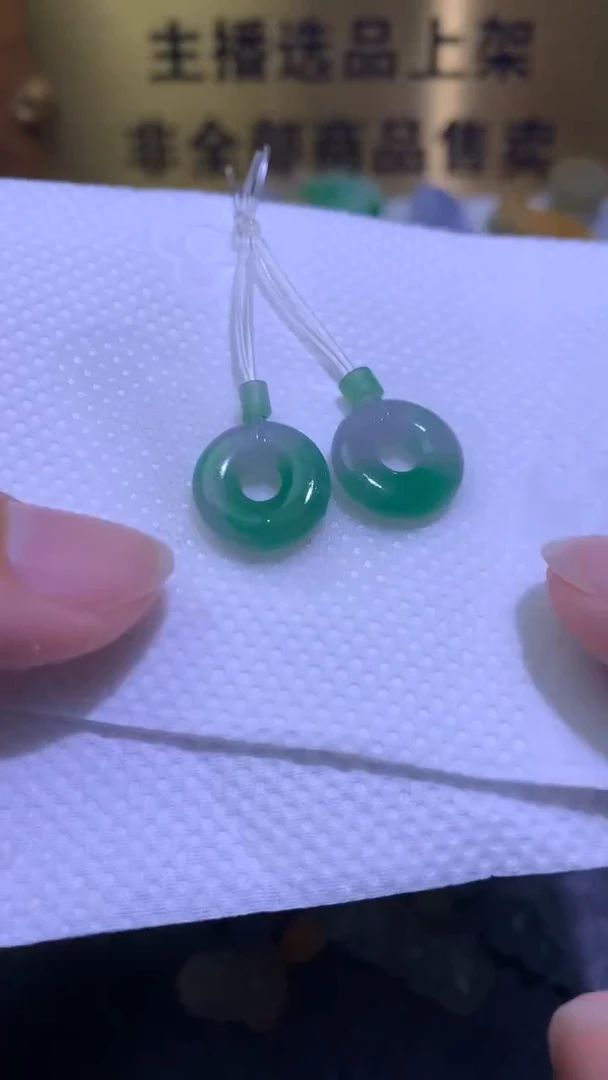 未镶嵌定制翡翠毛货