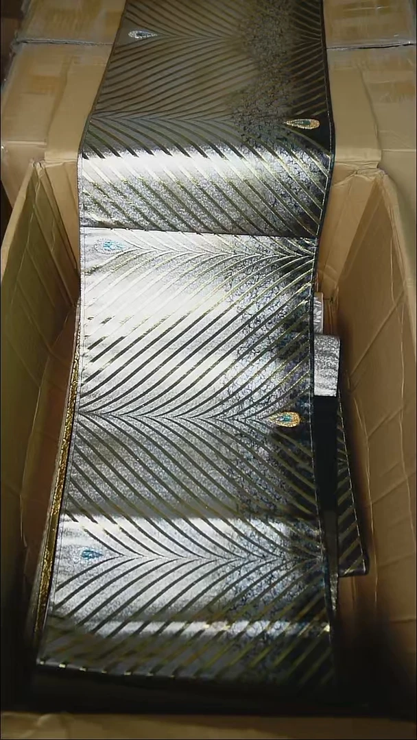 织绣10 六通青铜箔孔雀羽