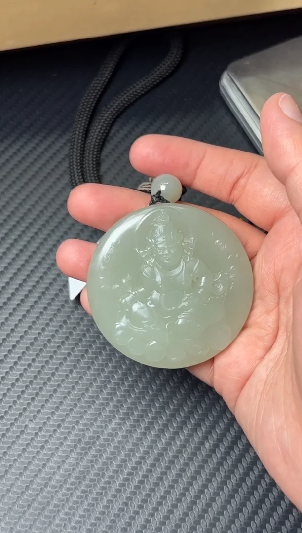 未镶嵌和田玉把件禅**提且末近矿微色差把件