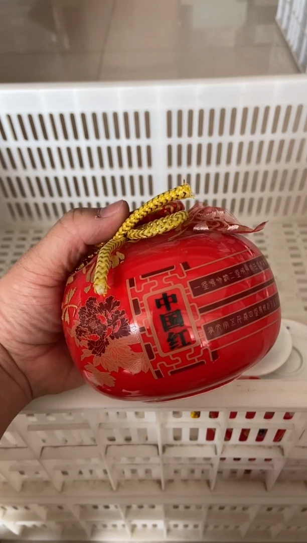 无运费险有瑕疵的摄影的产品有使用过的痕迹有点脏介意勿拍