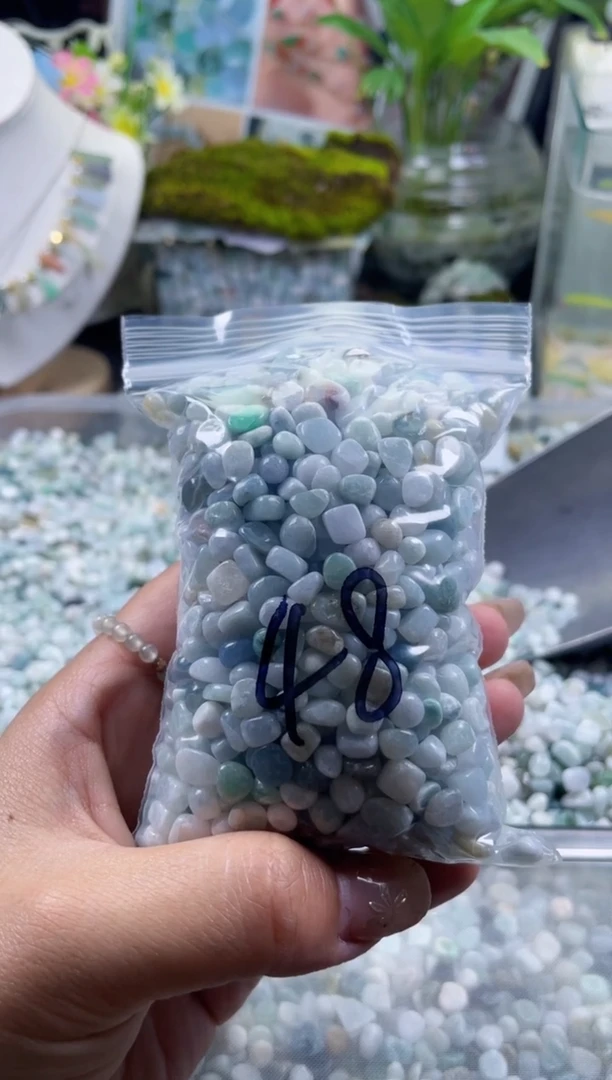 翡翠散珠天然翡翠小随形300克48