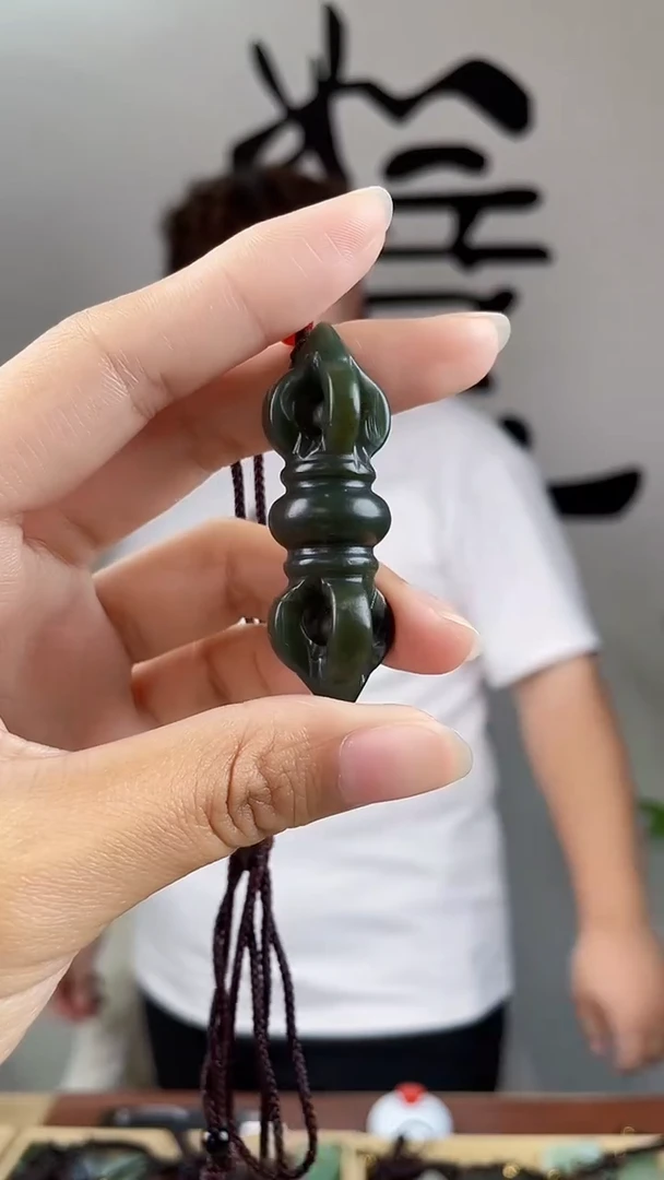 和田玉未镶嵌颈饰拍一发一，多样性发货