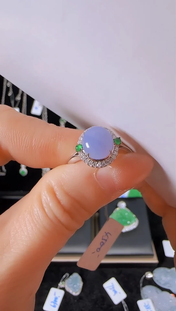 【闪购商品】翡翠戒指18K金镶嵌紫罗兰蛋面