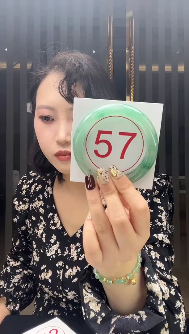 未镶嵌手镯石英质玉27