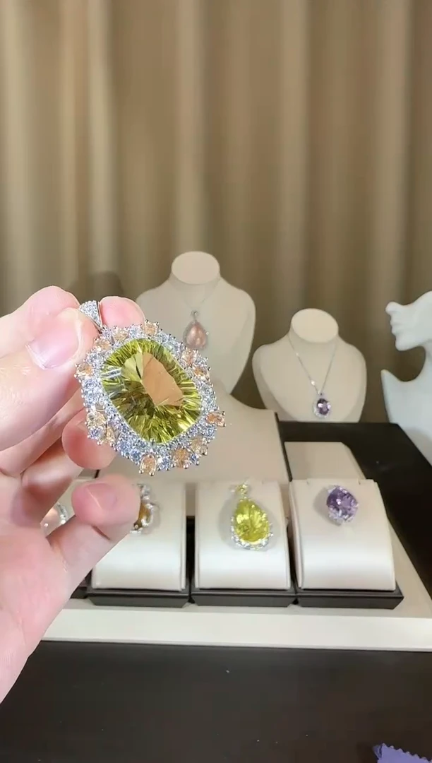 【闪购商品】水晶颈饰银S925镶嵌15*20mm柠檬晶