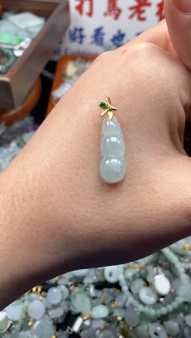 【闪购商品】翡翠颈饰未镶嵌哥哥