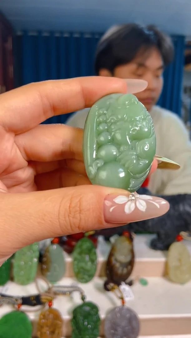 和田玉未镶嵌挂件1