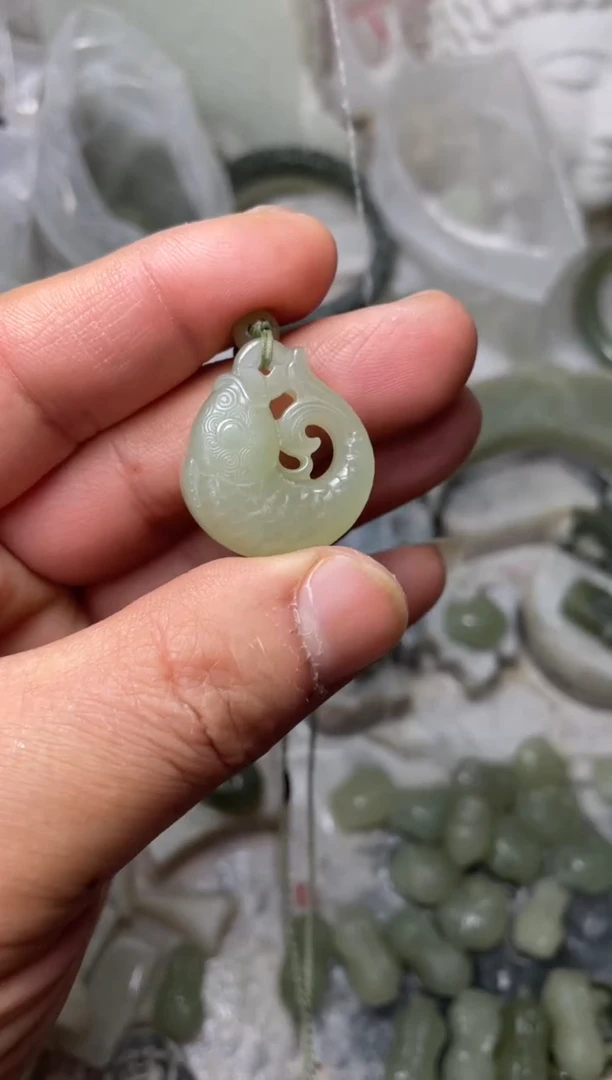 【闪购商品】和田玉颈饰未镶嵌1