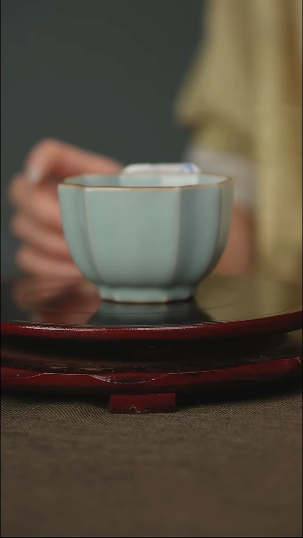 四方葵口杯 带底款