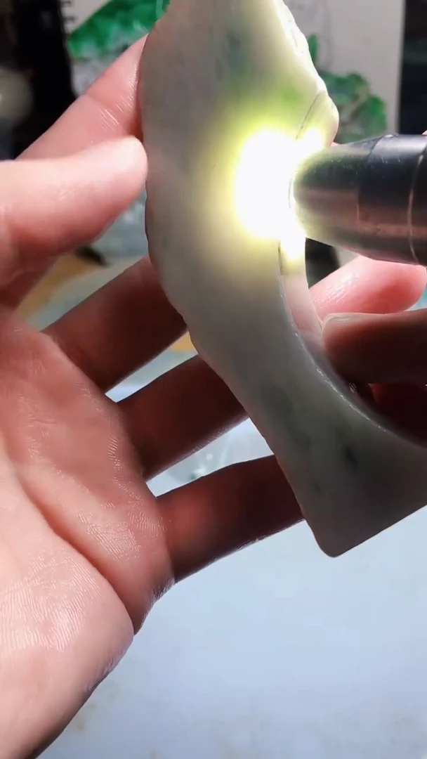 翡翠未镶嵌颈饰翡翠A货