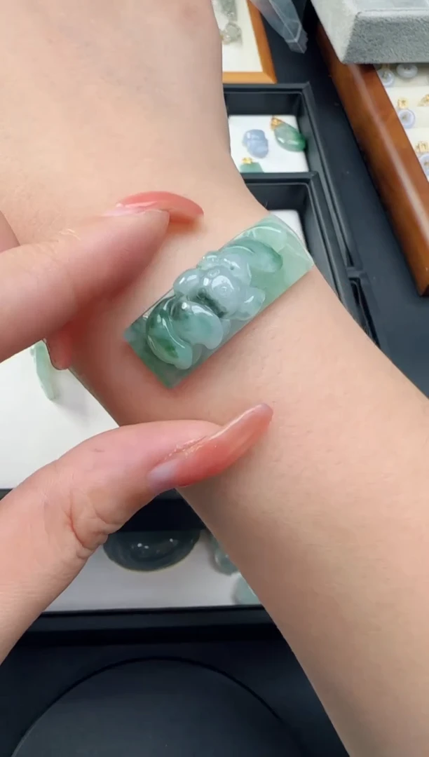 【闪购商品】定制翡翠未镶嵌TZG0118331