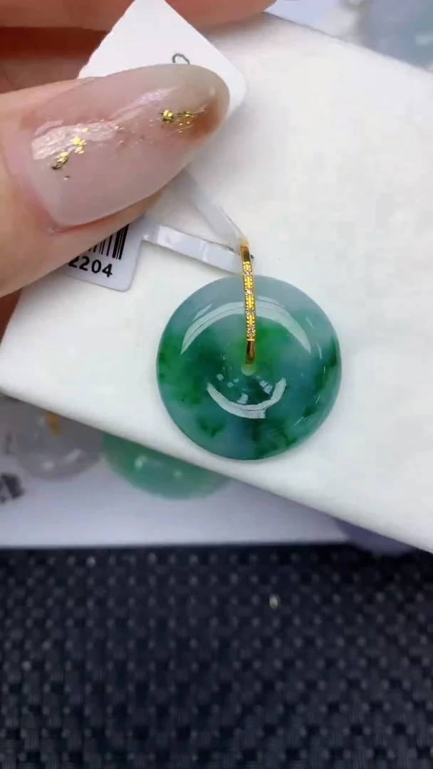 颈饰18K金镶嵌翡翠天然缅甸翡翠a货百元以上9元证书费自理